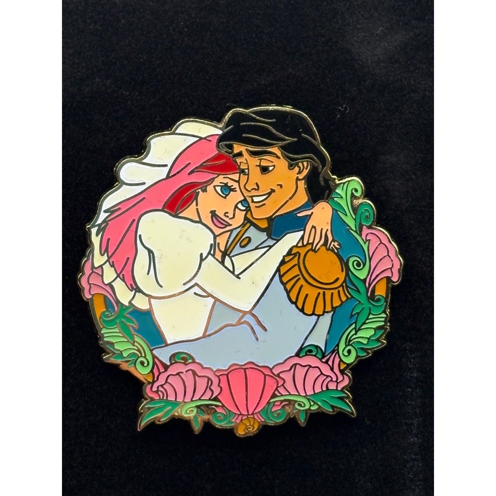 Disney Little Mermaid Ariel & Eric Pin Happily Ever After Wedding LE 250 on Card